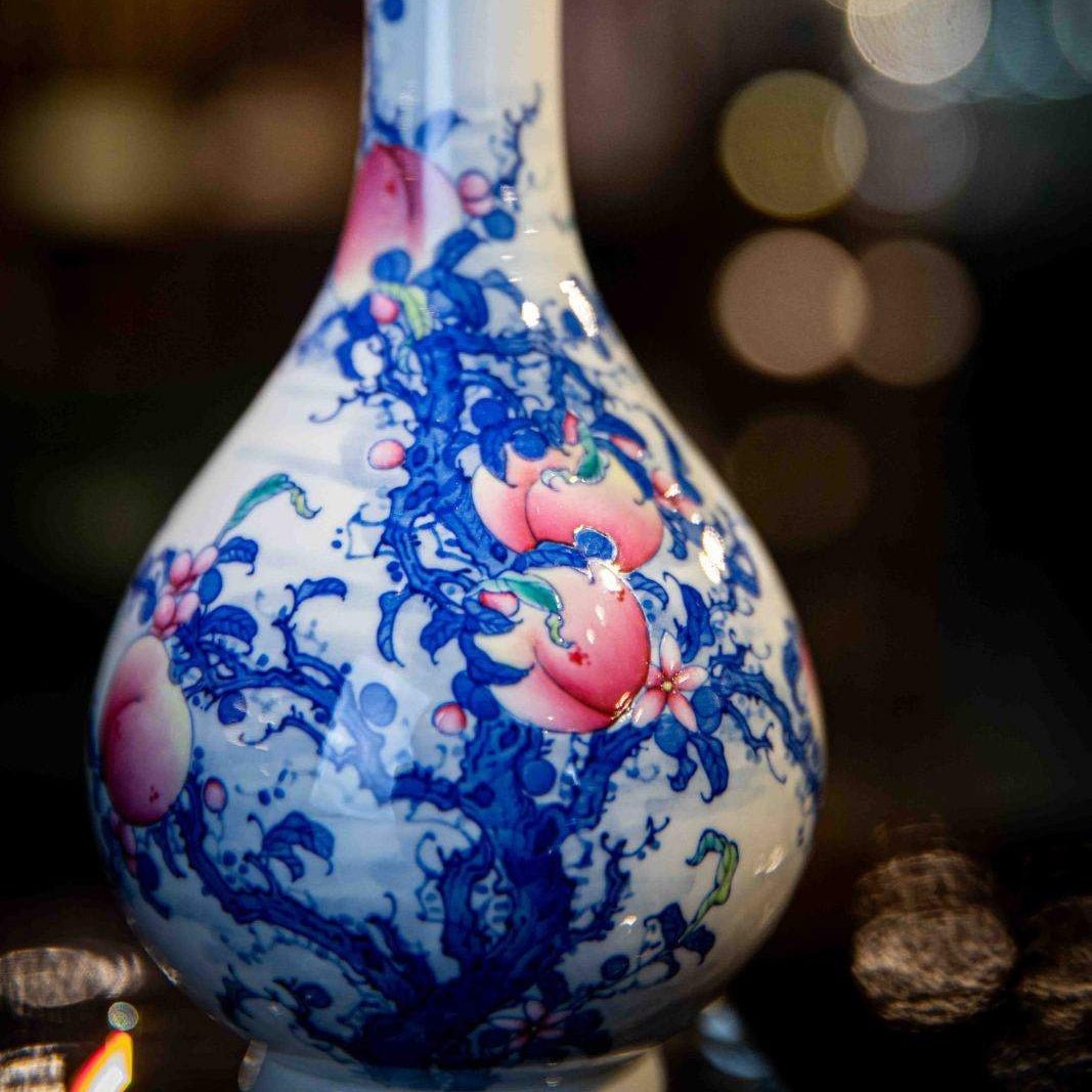 Shou Tao - Jing De Zhen Porcelain Vase - zycs_China