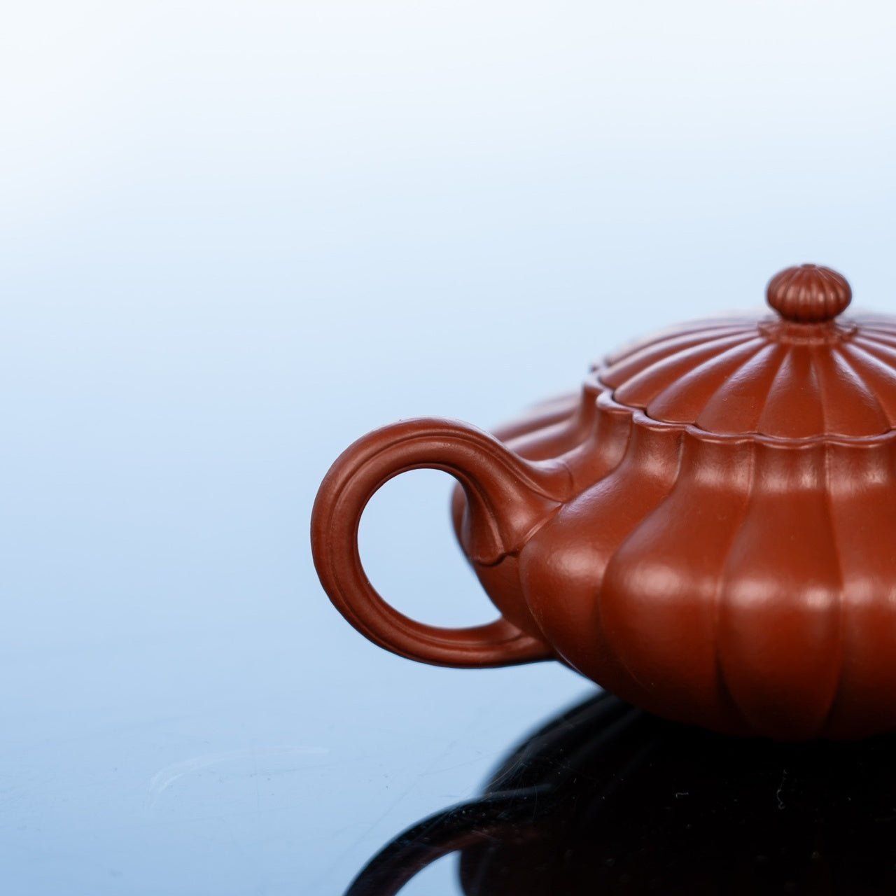 Shu He 140cc - Yixing Handmade Teapot 江苏宜兴