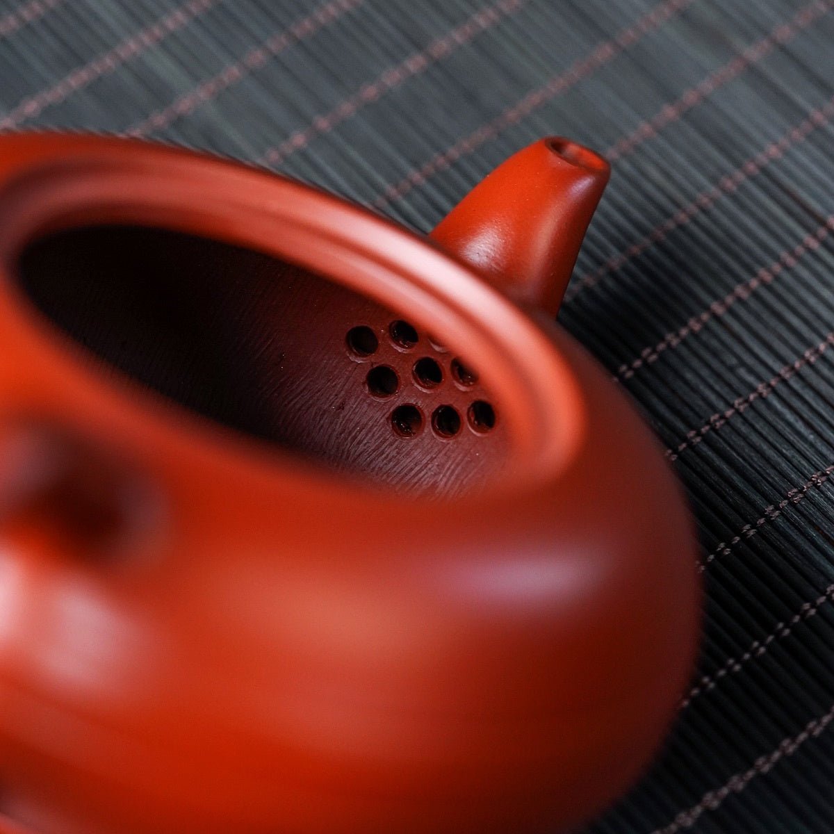 Shuang Xian Bian Zhu 150cc - Yixing Handmade Teapot - zycs_China