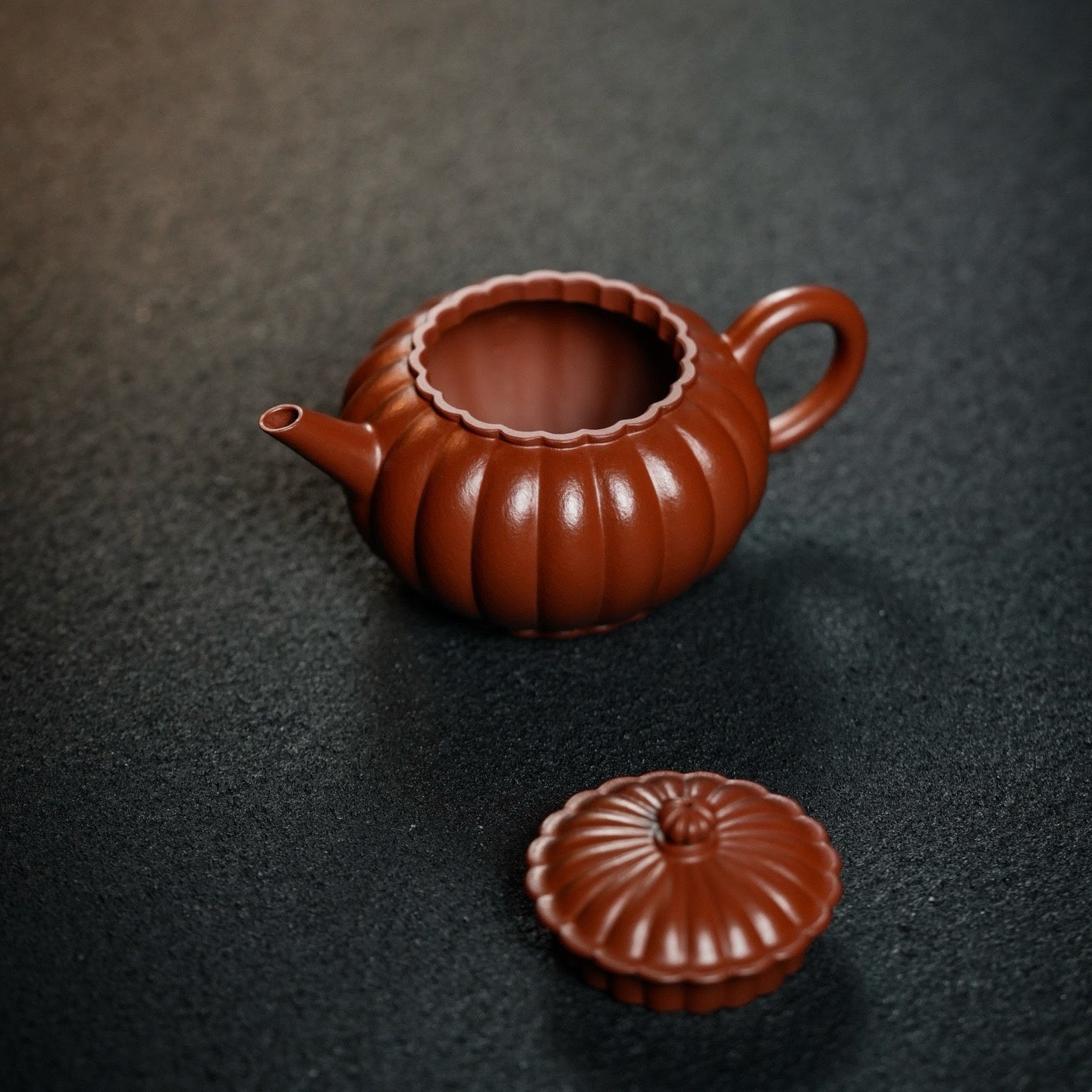 Shui Ping 100cc - Yixing Handmade Teapot - zycs_China