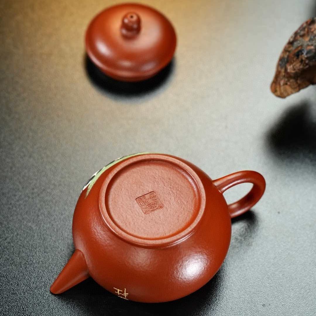 Shui Ping 130cc - Yixing Handmade Teapot - zycs_China