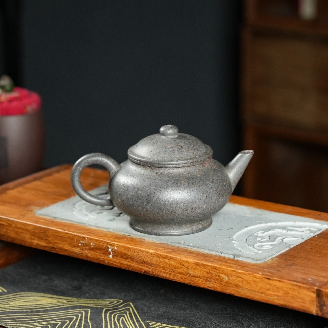 Shui Ping 175cc - Yixing Handmade Teapot 江苏宜兴