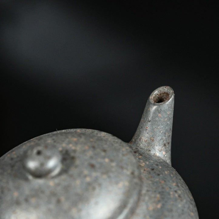Shui Ping 175cc - Yixing Handmade Teapot 江苏宜兴
