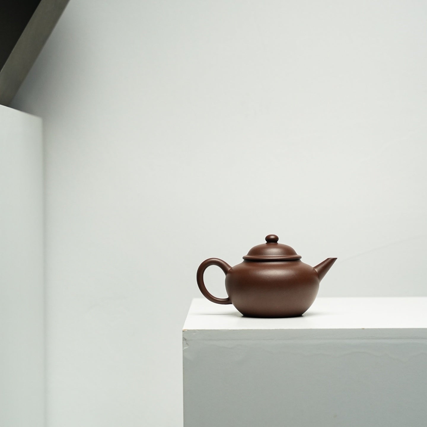 Shui Ping 200cc - Yixing Handmade Teapot - zycs_China