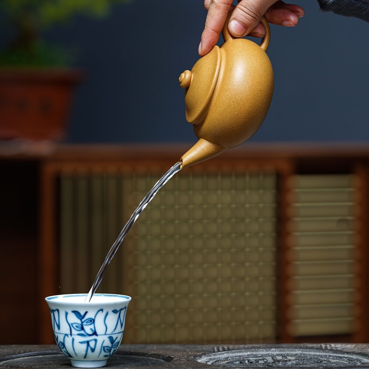 Shui Ping 200cc - Yixing Handmade Teapot - zycs_China