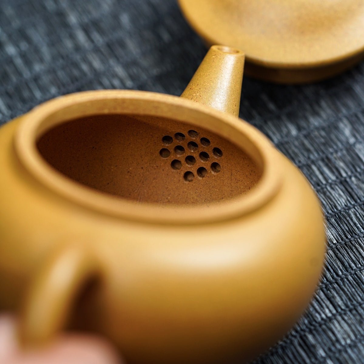 Shui Ping 200cc - Yixing Handmade Teapot - zycs_China