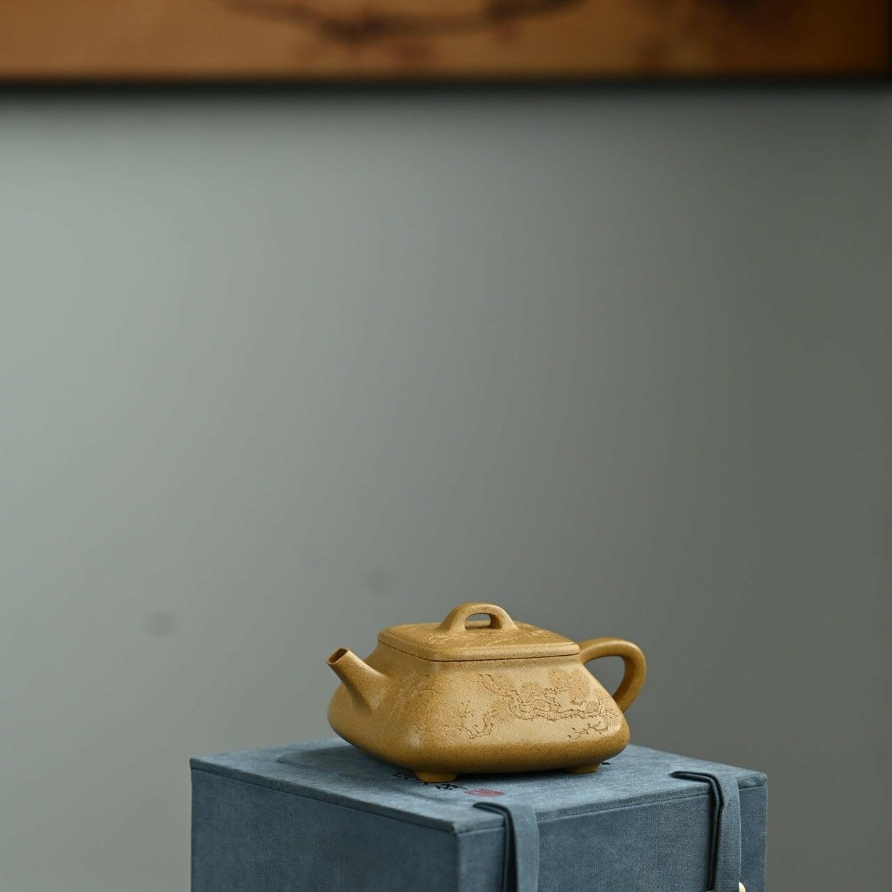 Si Fang Piao 180cc - Yixing Handmade Teapot - zycs_China