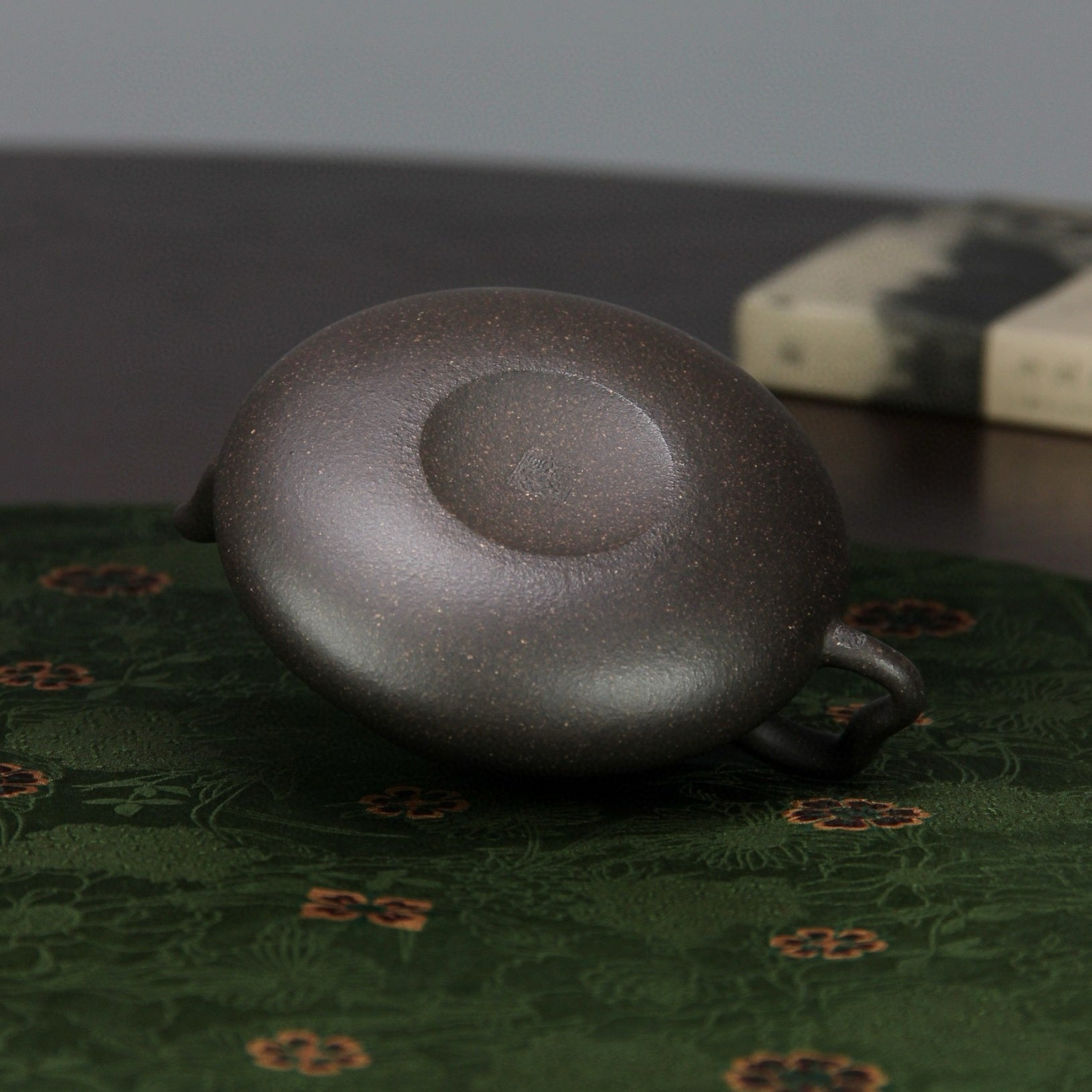 Si Si Ru Yi 180cc - Yixing Handmade Teapot - zycs_China
