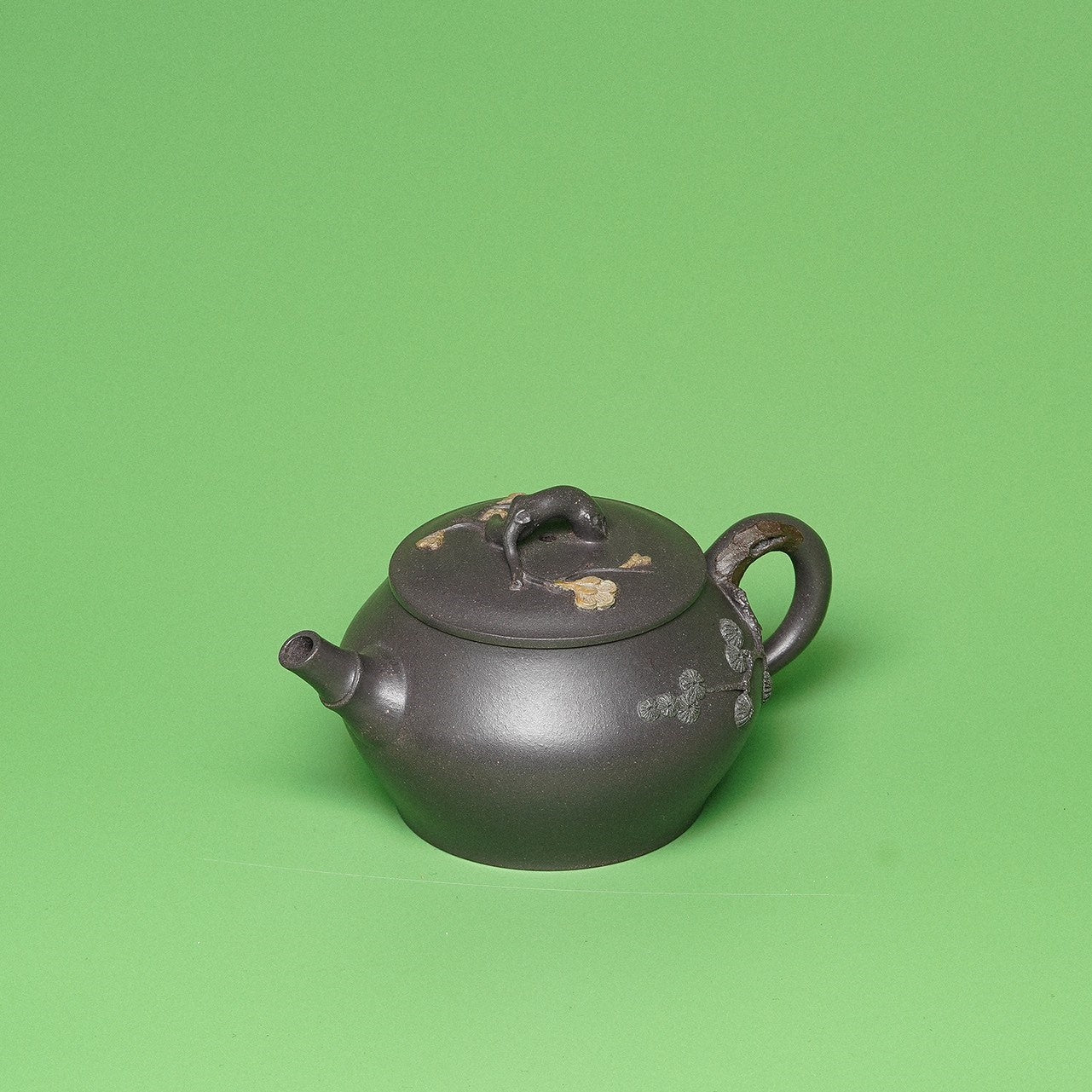 Song Zhu Mei 150cc - Yixing Handmade Teapot - zycs_China
