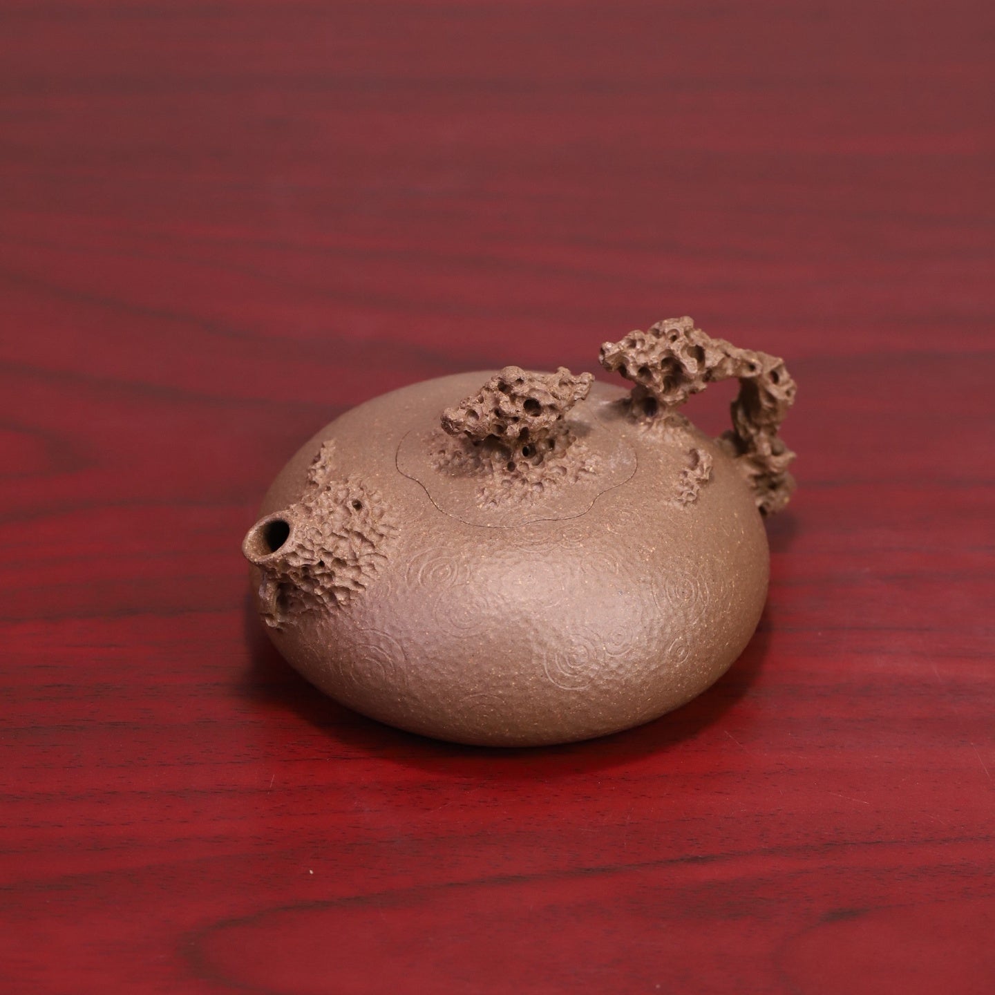 Tai Hu Qi Shi - Yixing Handmade Teapot - zycs_China