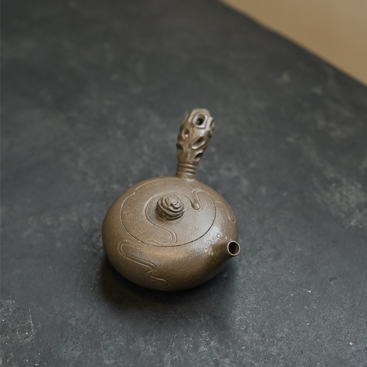 Tai Hu Shi Ce Ba 120cc - Yixing Handmade Teapot - zycs_China