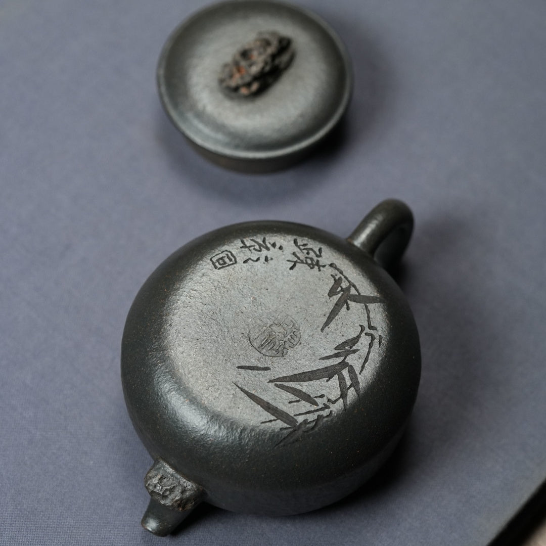 Tai Hu Shi Qu 150cc - Yixing Handmade Teapot - zycs_China