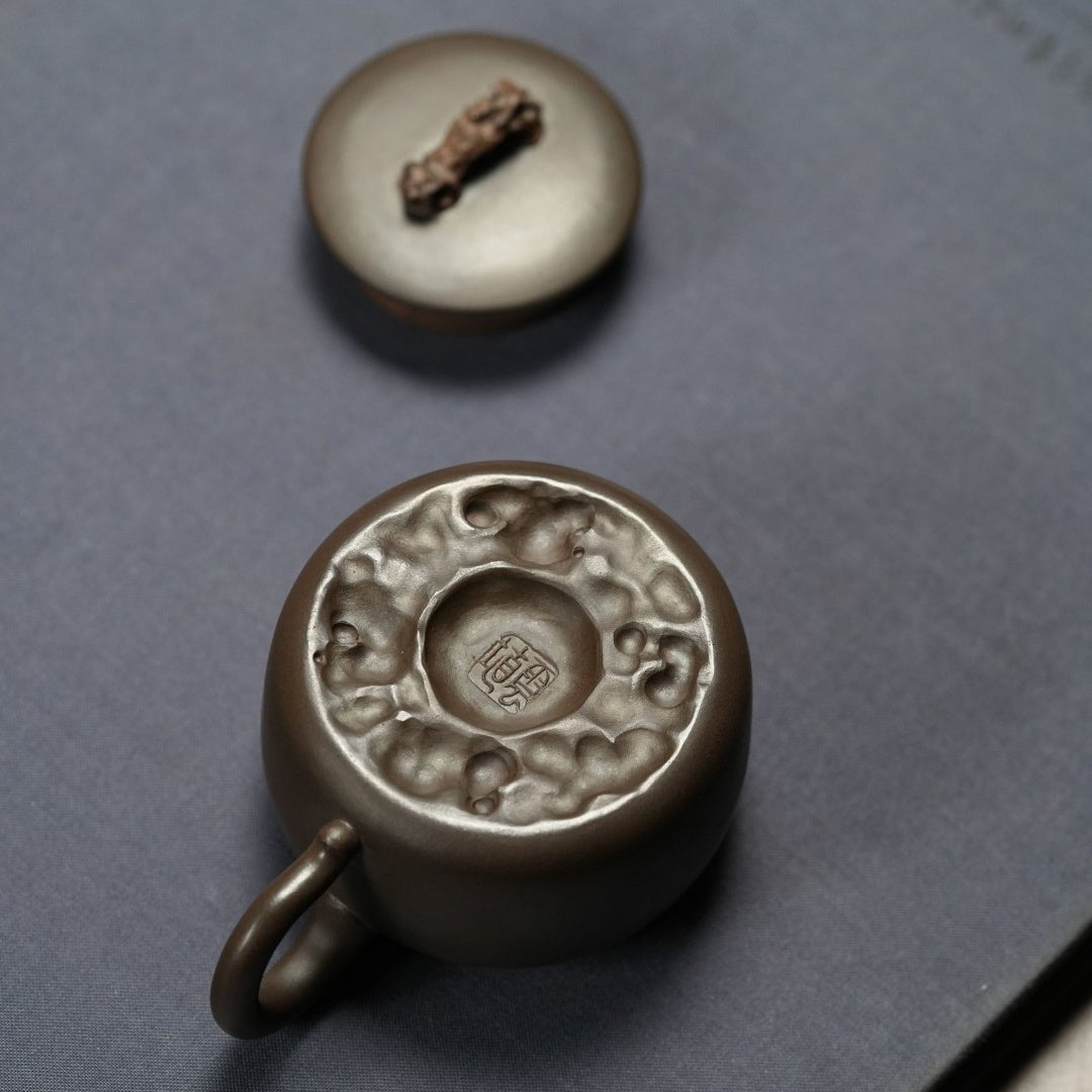 Tai Hu Shi Qu 90cc - Yixing Handmade Teapot - zycs_China