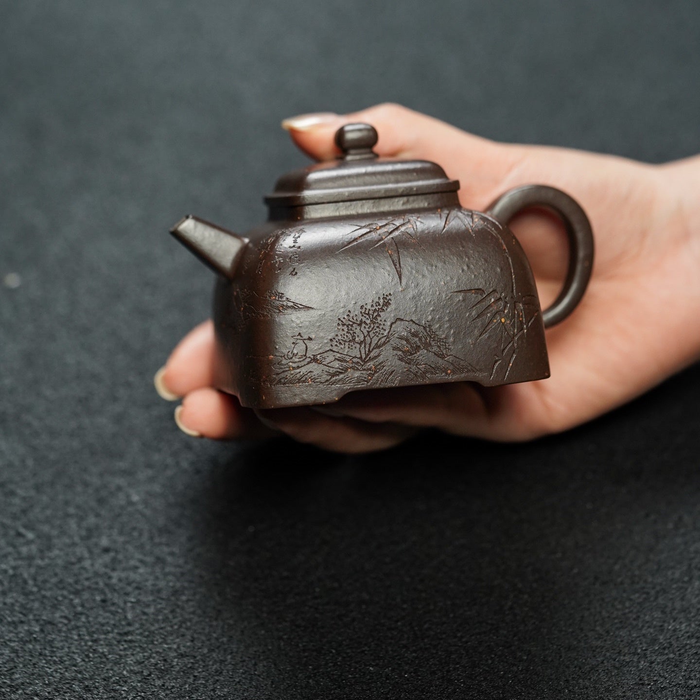 Tan Ran 180cc - Yixing Handmade Teapot 江苏宜兴