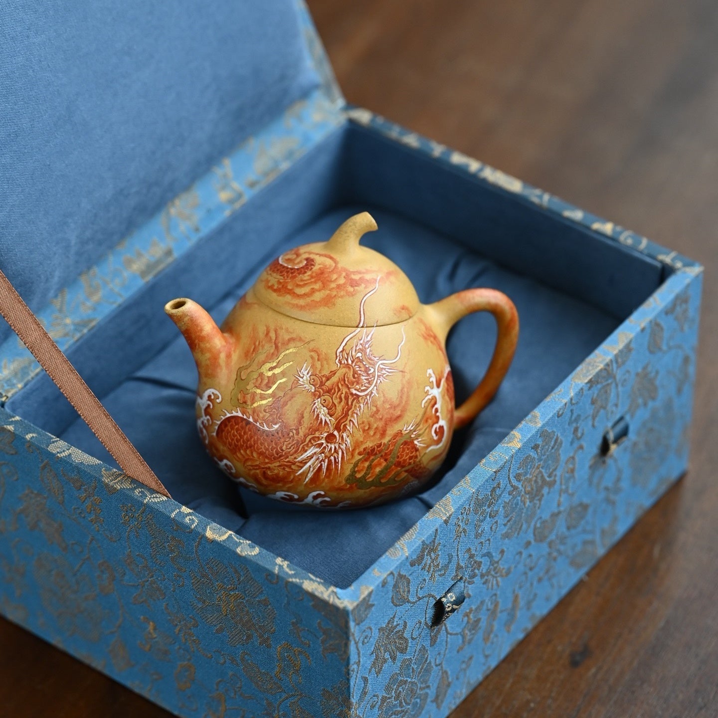 Teng Long Si Hai 150cc - Yixing Handmade Teapot 江苏宜兴