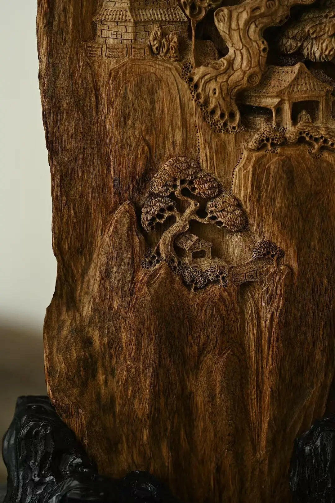 Wan Zhong Shan - Wood Sculpture - zycs_China