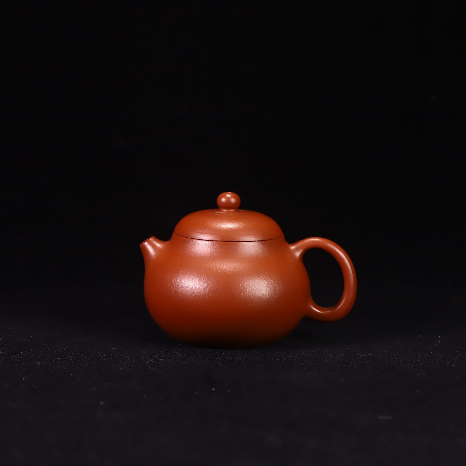 Wen Dan 140cc - Yixing Handmade Teapot 江苏宜兴