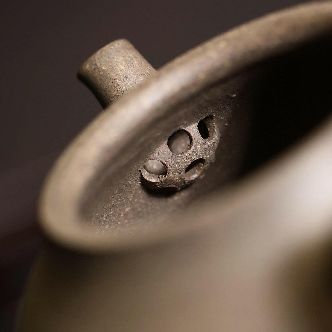 Wen Dan 150cc - Yixing Handmade Teapot - zycs_China