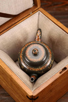Gong Deng 190cc -Yixing Handmade Teapot 江苏宜兴