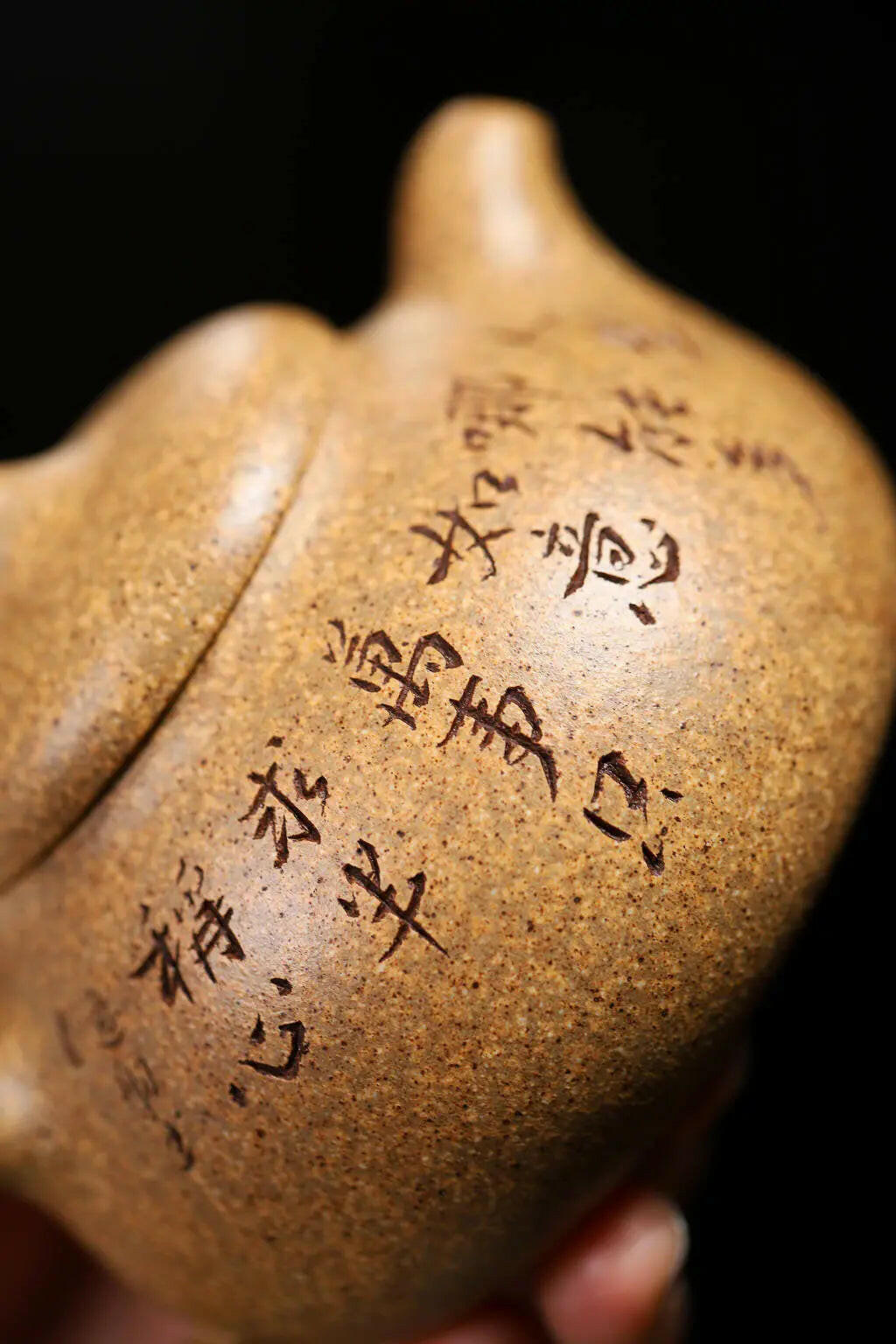 Qie Gua 190cc -Yixing Handmade Teapot 江苏宜兴
