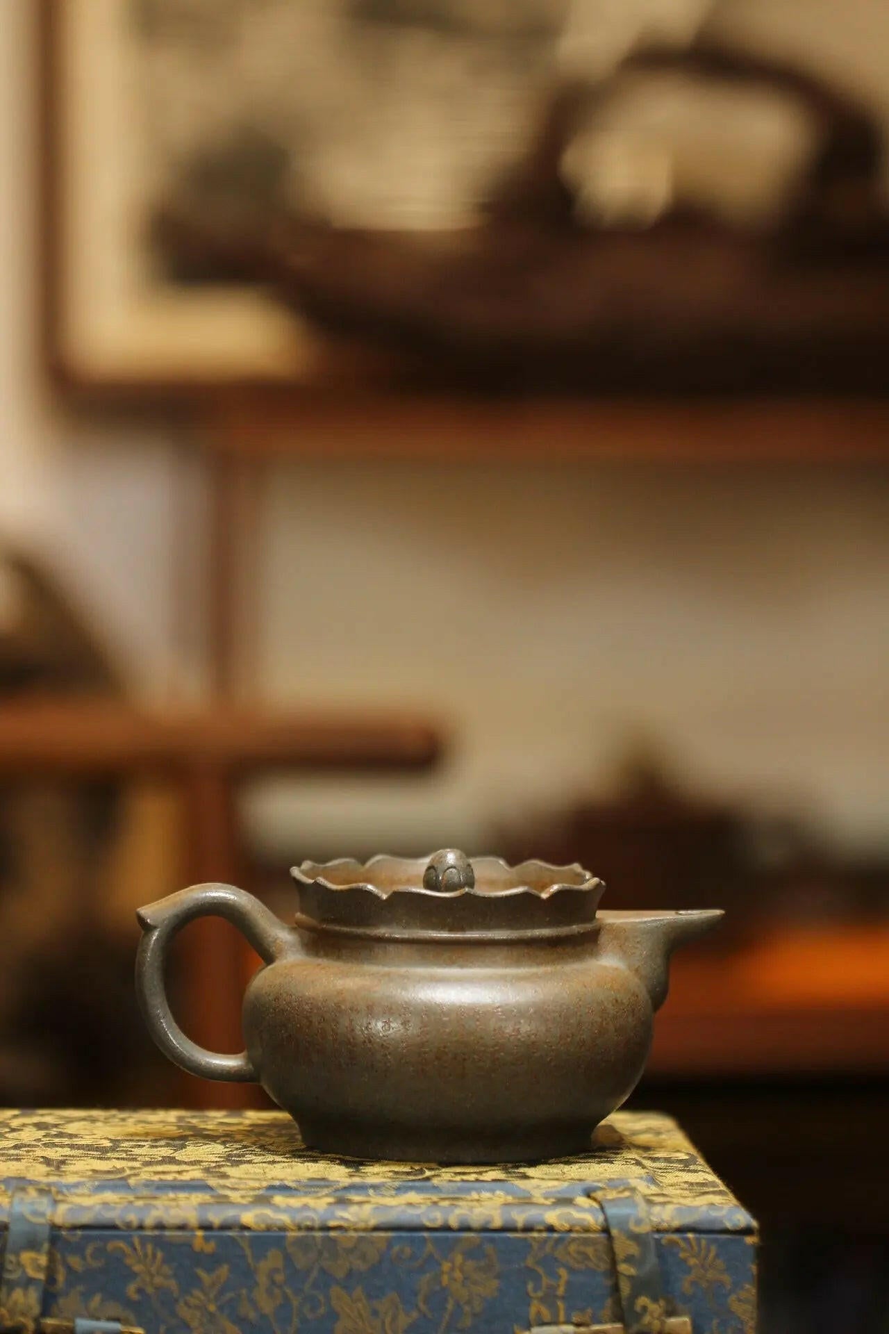 Seng Mao 260cc -Yixing Handmade Teapot 江苏宜兴