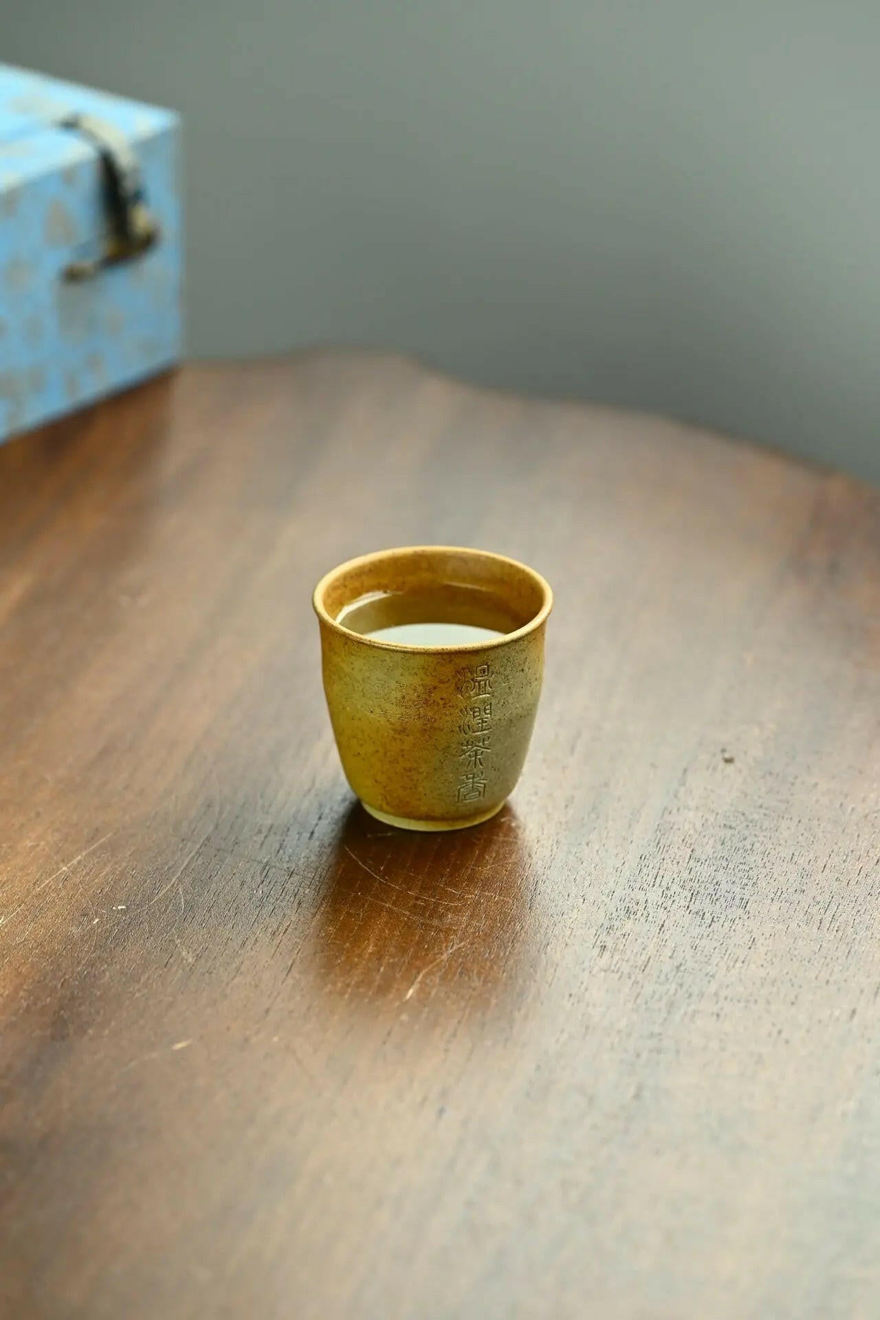 Fan Hua 90cc -Yixing Handmade Teacup 江苏宜兴