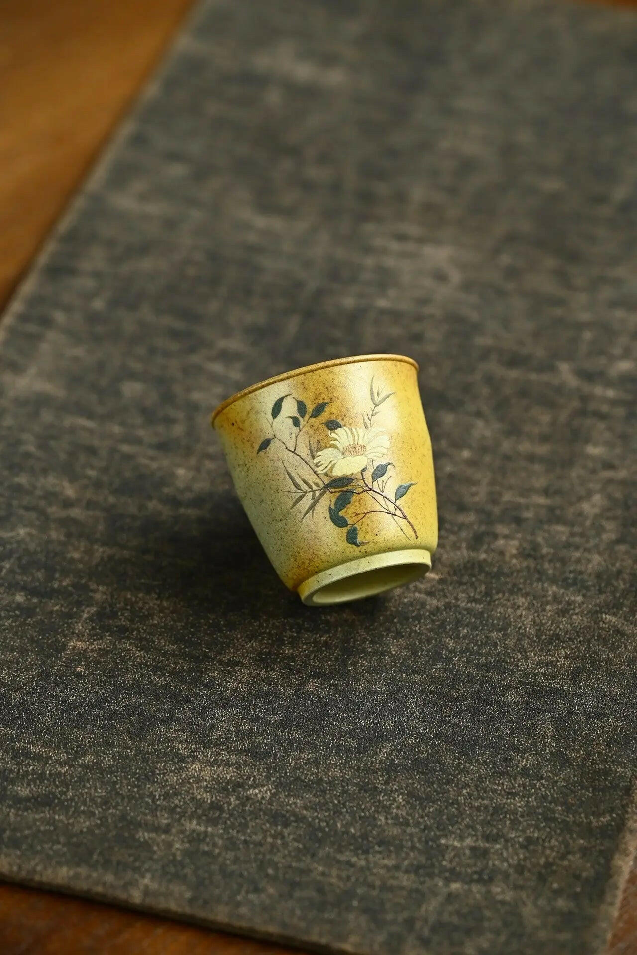 Fan Hua 90cc -Yixing Handmade Teacup 江苏宜兴