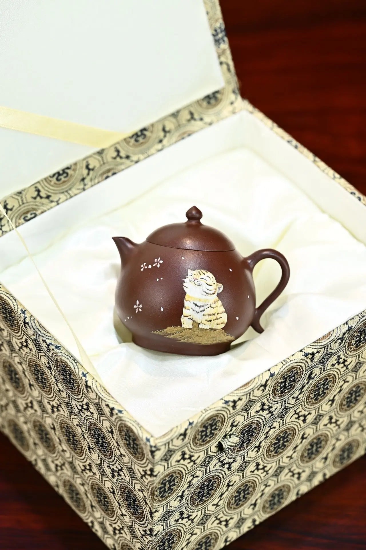 Pu Yu 150cc -Yixing Handmade Teapot 江苏宜兴
