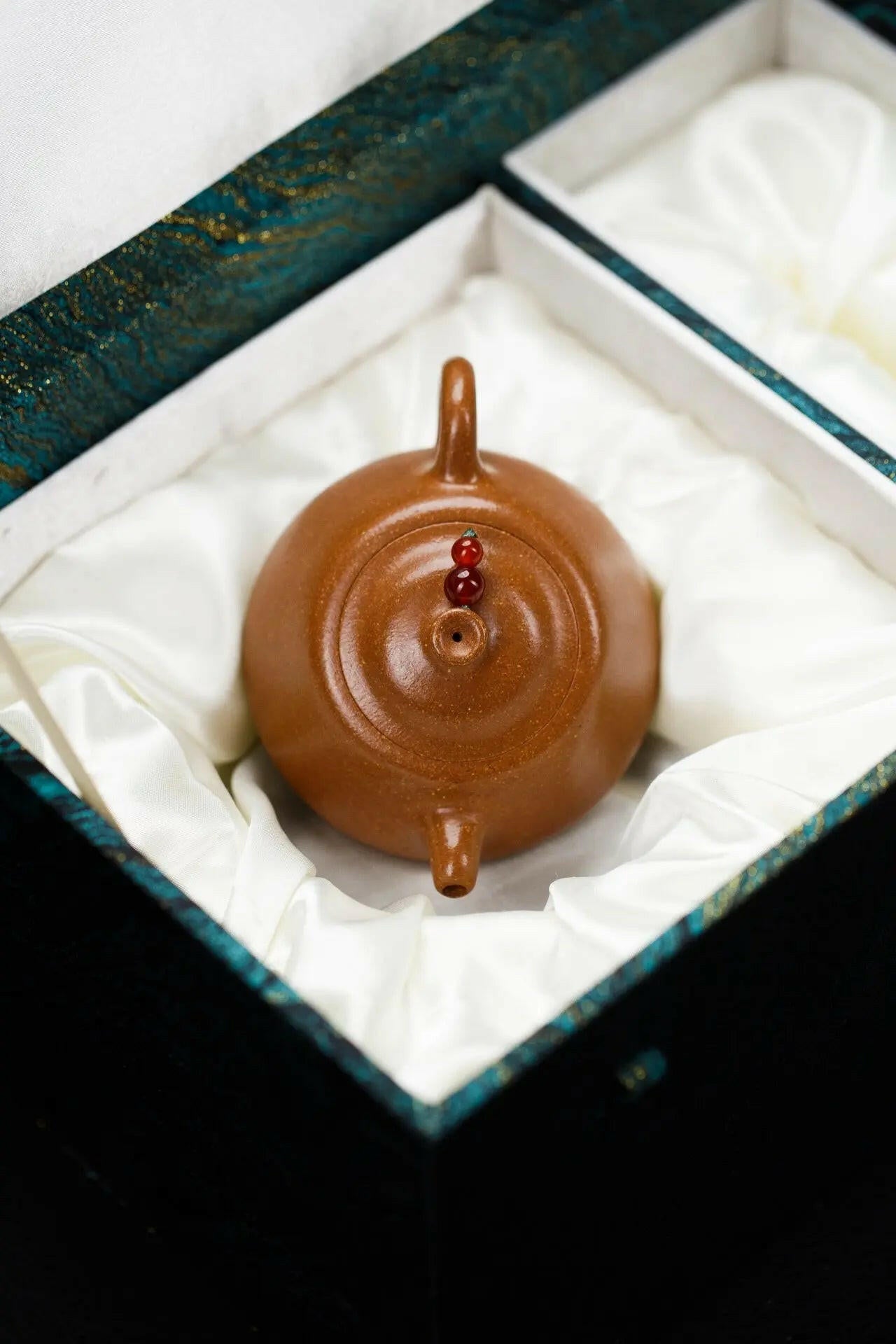 Jing Hua 120cc -Yixing Handmade Teapot 江苏宜兴