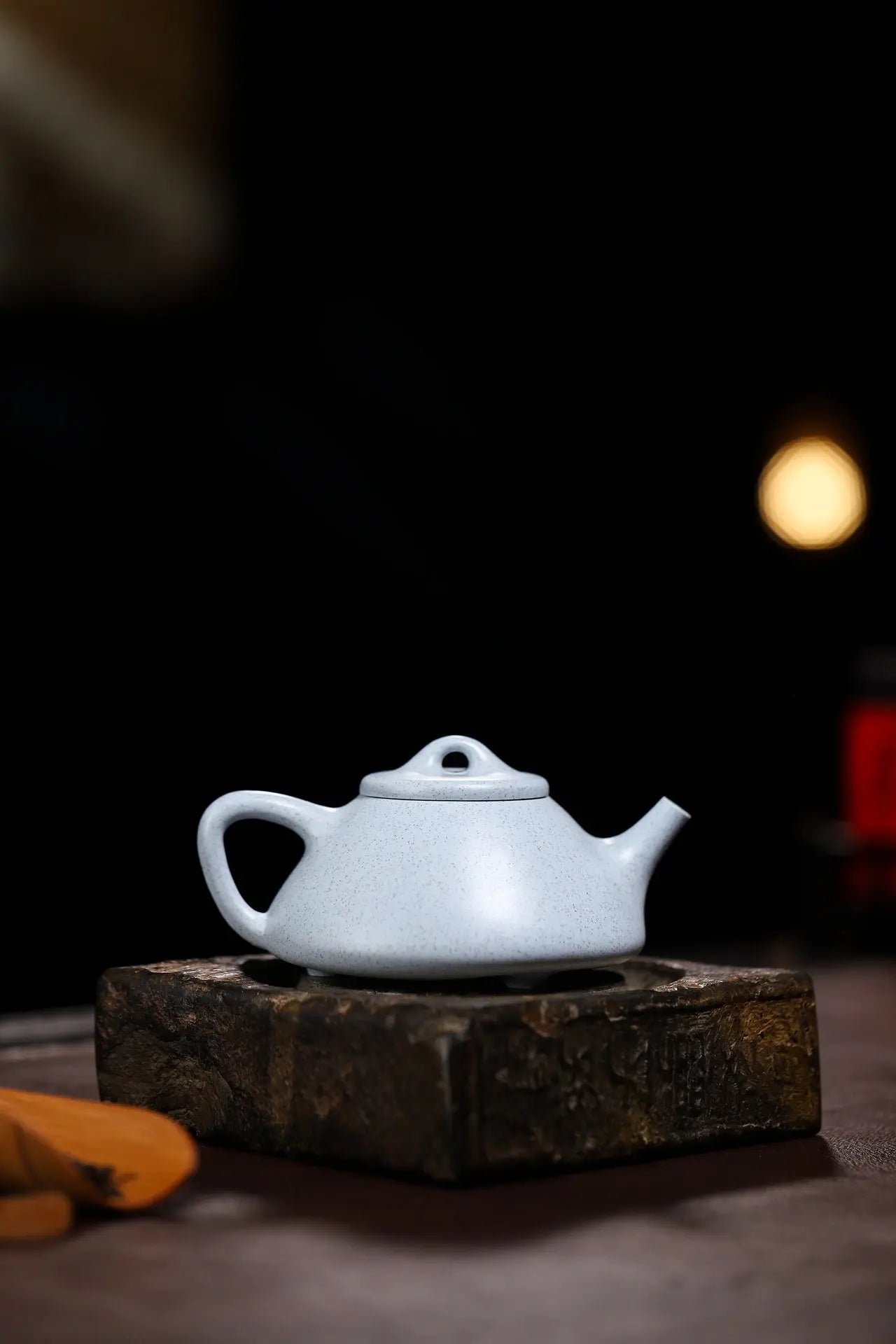 Zi Ye Shi Piao 240cc - Yixing Handmade Teapot 江苏宜兴