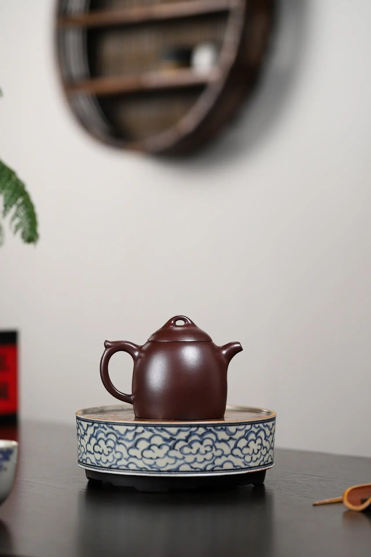 Huo Feng Qin Quan 220cc - Yixing Handmade Teapot 江苏宜兴
