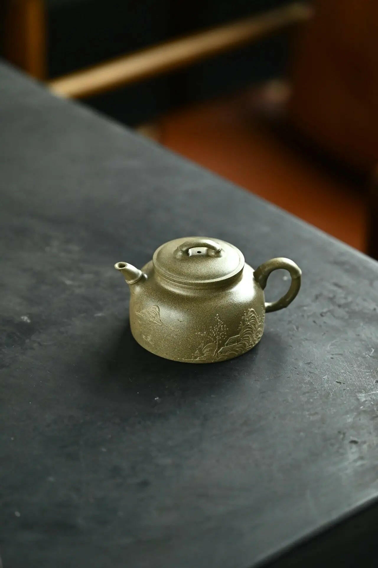 Yi Zhu 210cc - Yixing Handmade Teapot 江苏宜兴