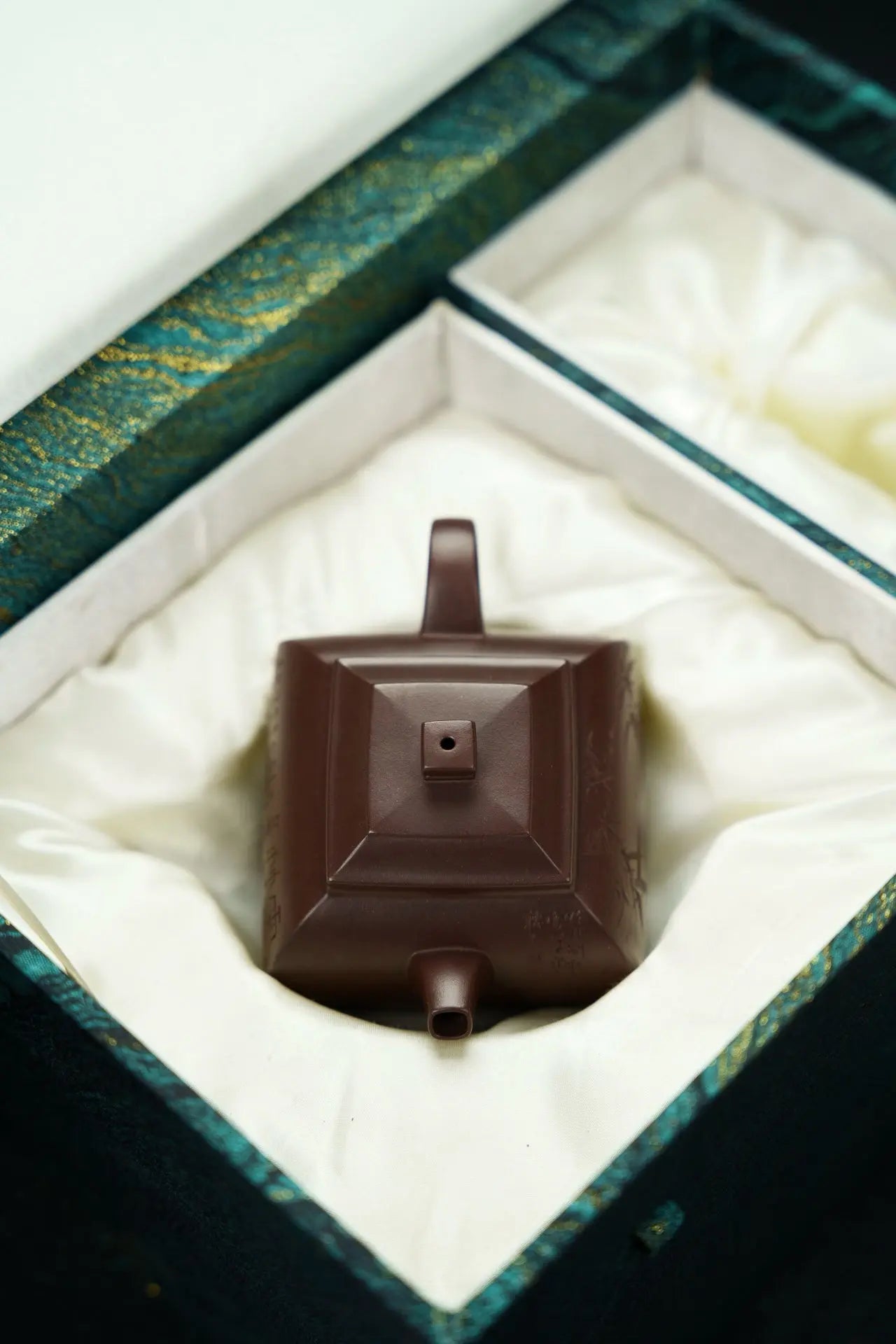 Si Fang Yun Xi 160cc - Yixing Handmade Teapot 江苏宜兴