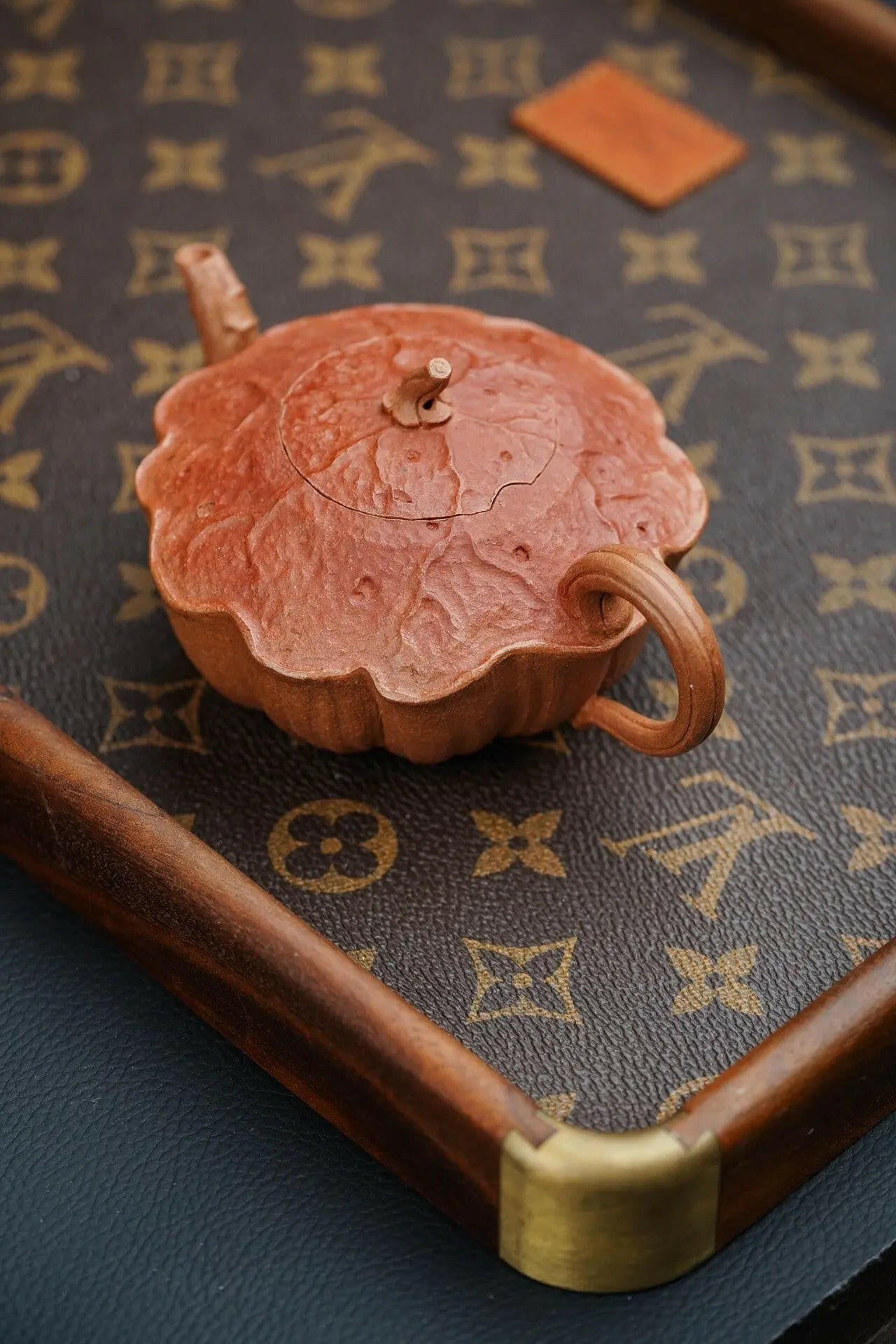 He 160cc - Yixing Handmade Teapot 江苏宜兴