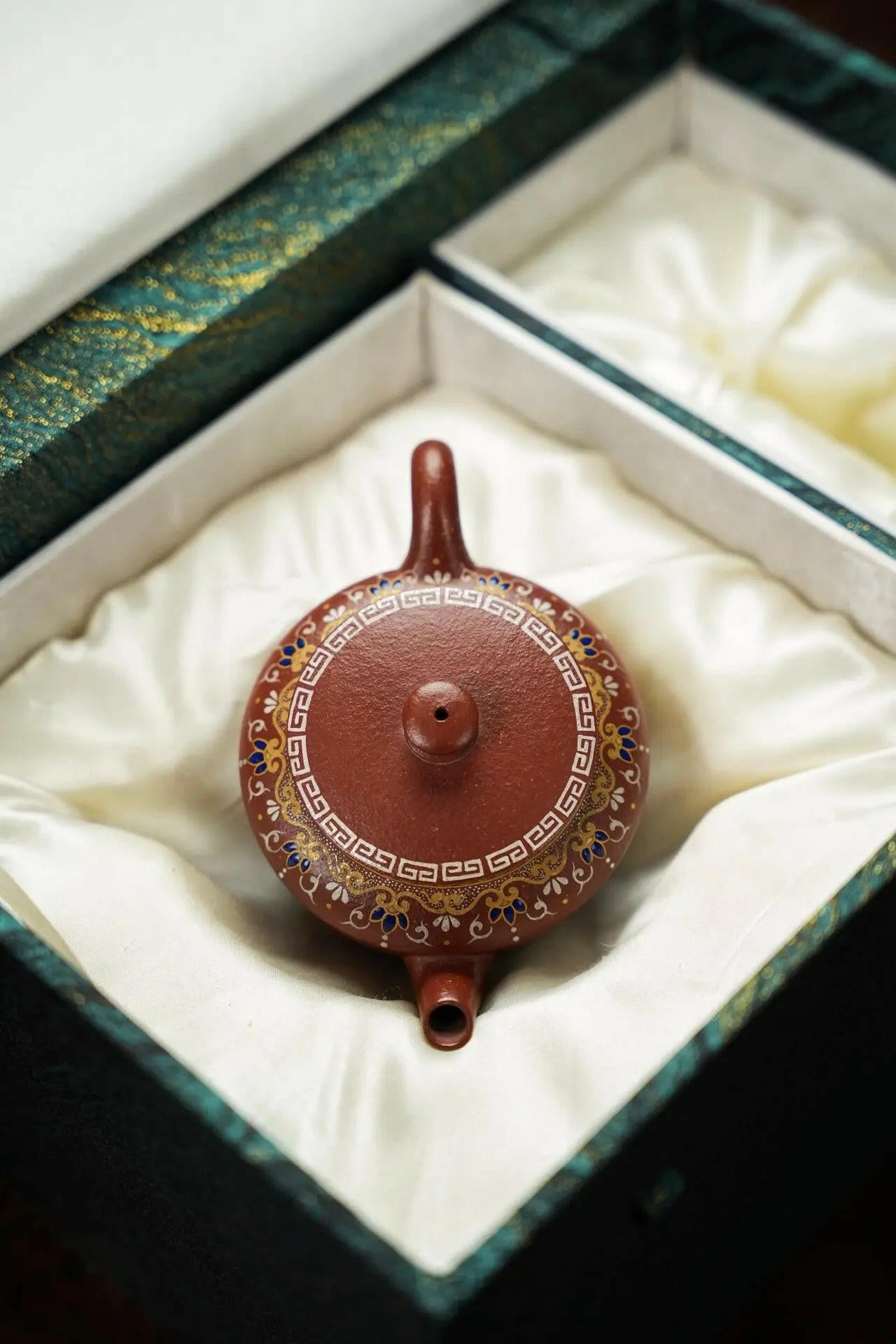 Zhe Jian Gong Deng 150cc - Yixing Handmade Teapot 江苏宜兴