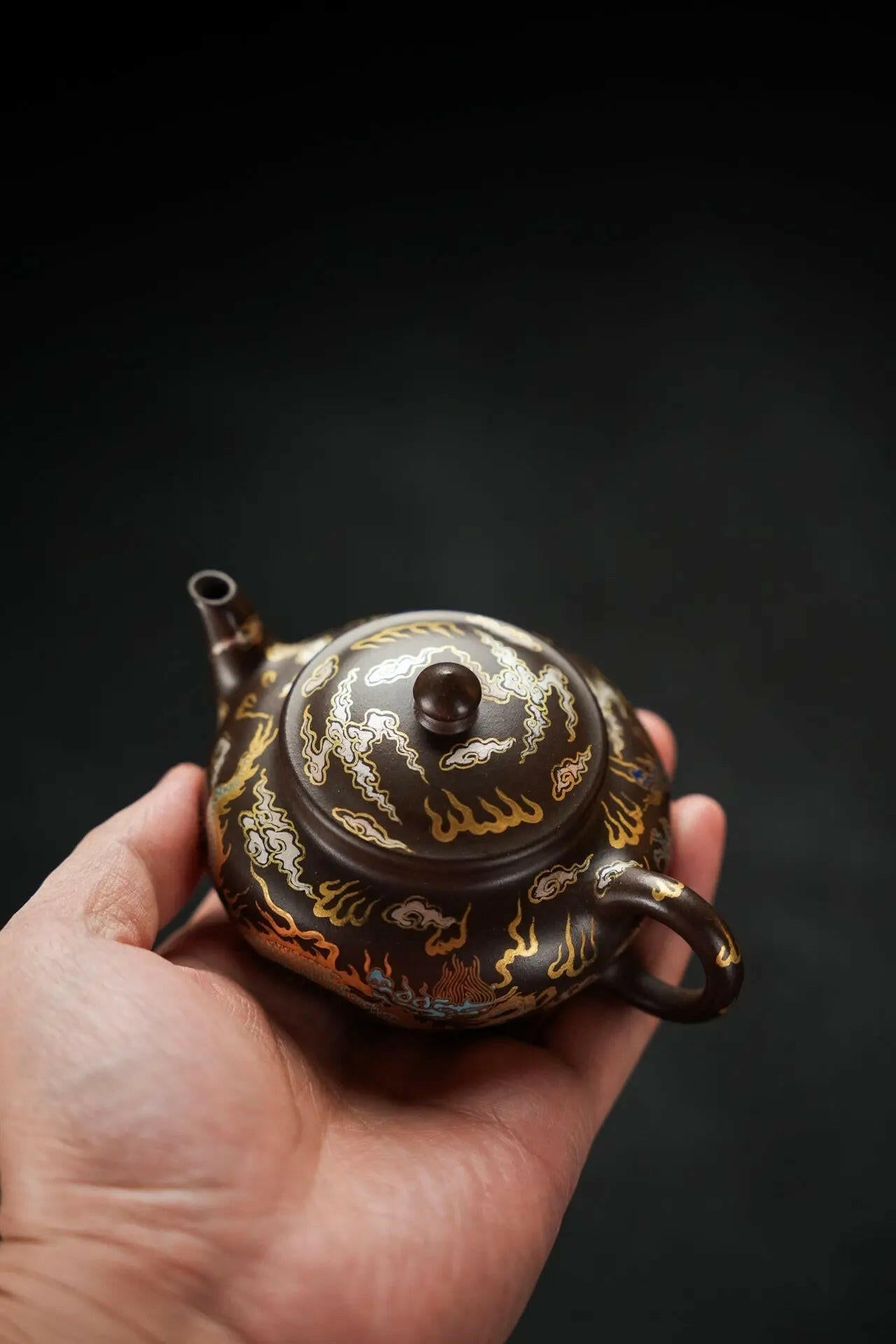 Bian Ying 150cc - Yixing Handmade Teapot 江苏宜兴