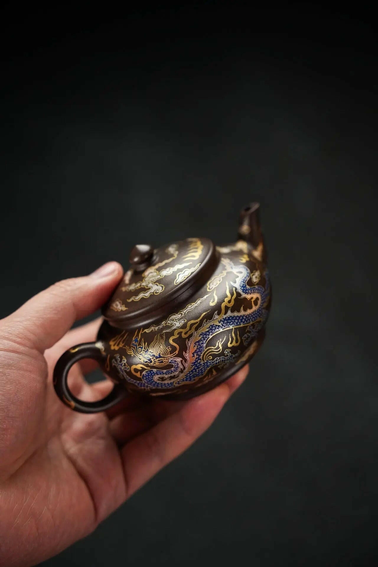 Bian Ying 150cc - Yixing Handmade Teapot 江苏宜兴