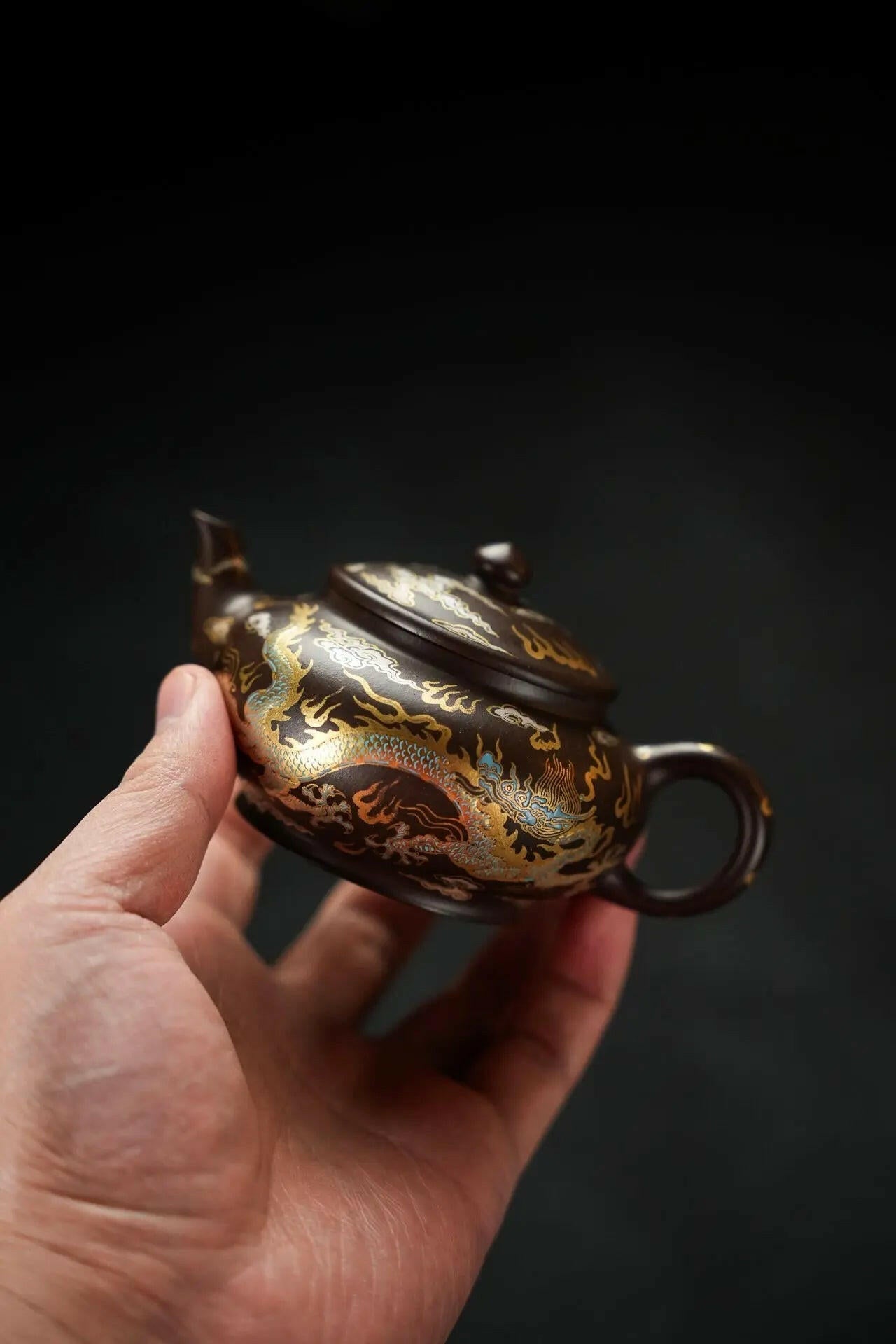 Bian Ying 150cc - Yixing Handmade Teapot 江苏宜兴