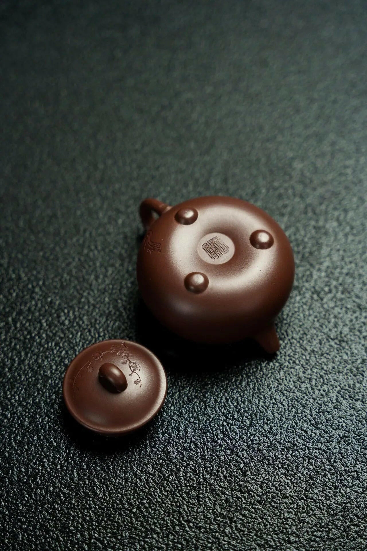 Xiao Man 165cc - Yixing Handmade Teapot 江苏宜兴