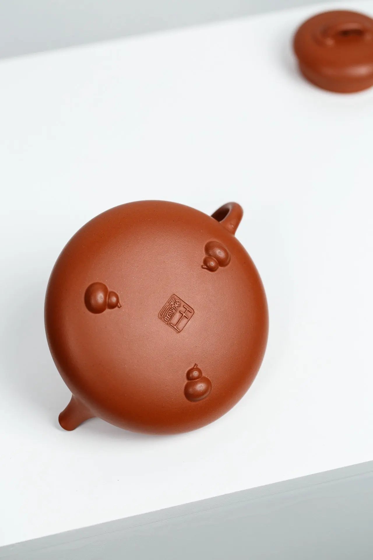 Yin Piao 230cc - Yixing Handmade Teapot 江苏宜兴