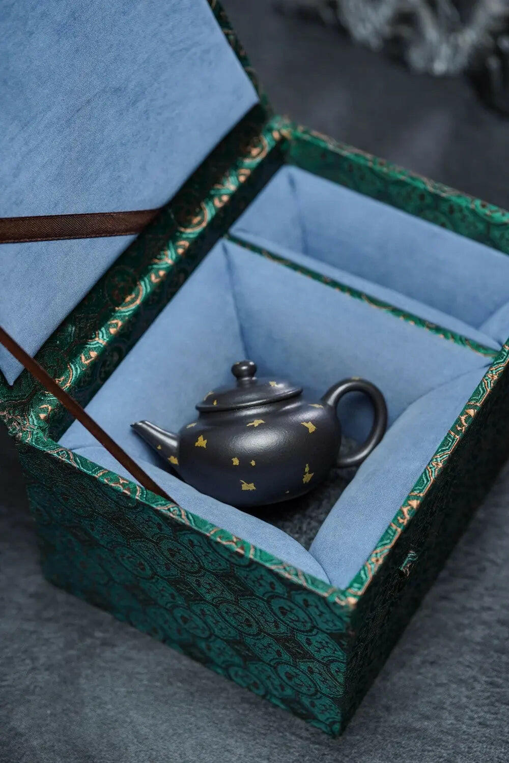 Xiao Shui Ping 80cc - Yixing Handmade Teapot 江苏宜兴