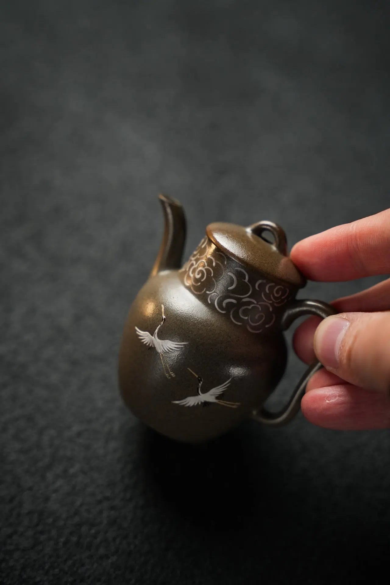 Zhi Hu 80cc - Yixing Handmade Teapot 江苏宜兴