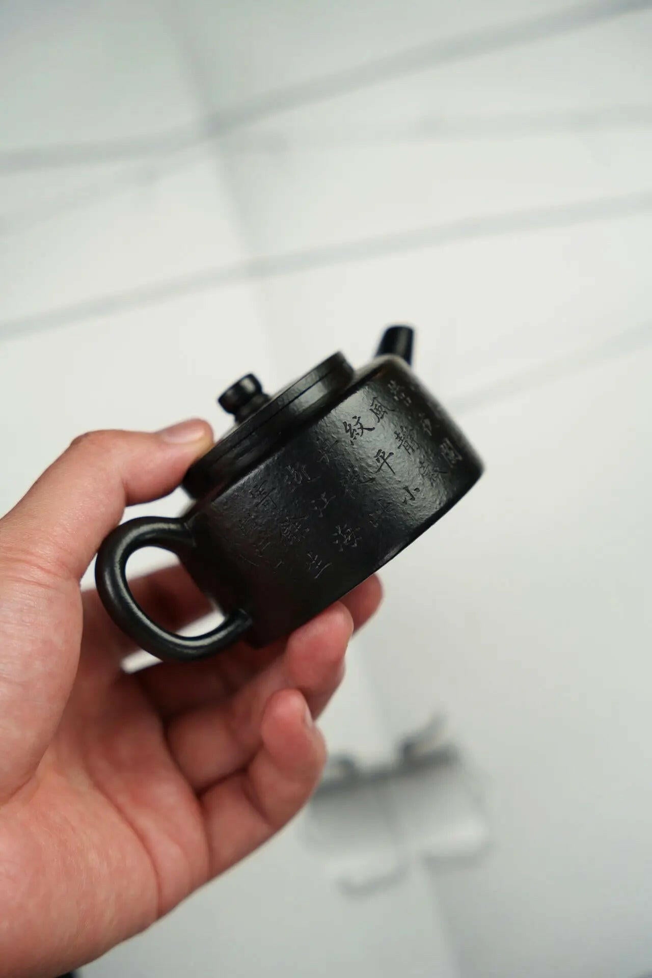 Ping Gai De Zhong 150cc - Yixing Handmade Teapot 江苏宜兴