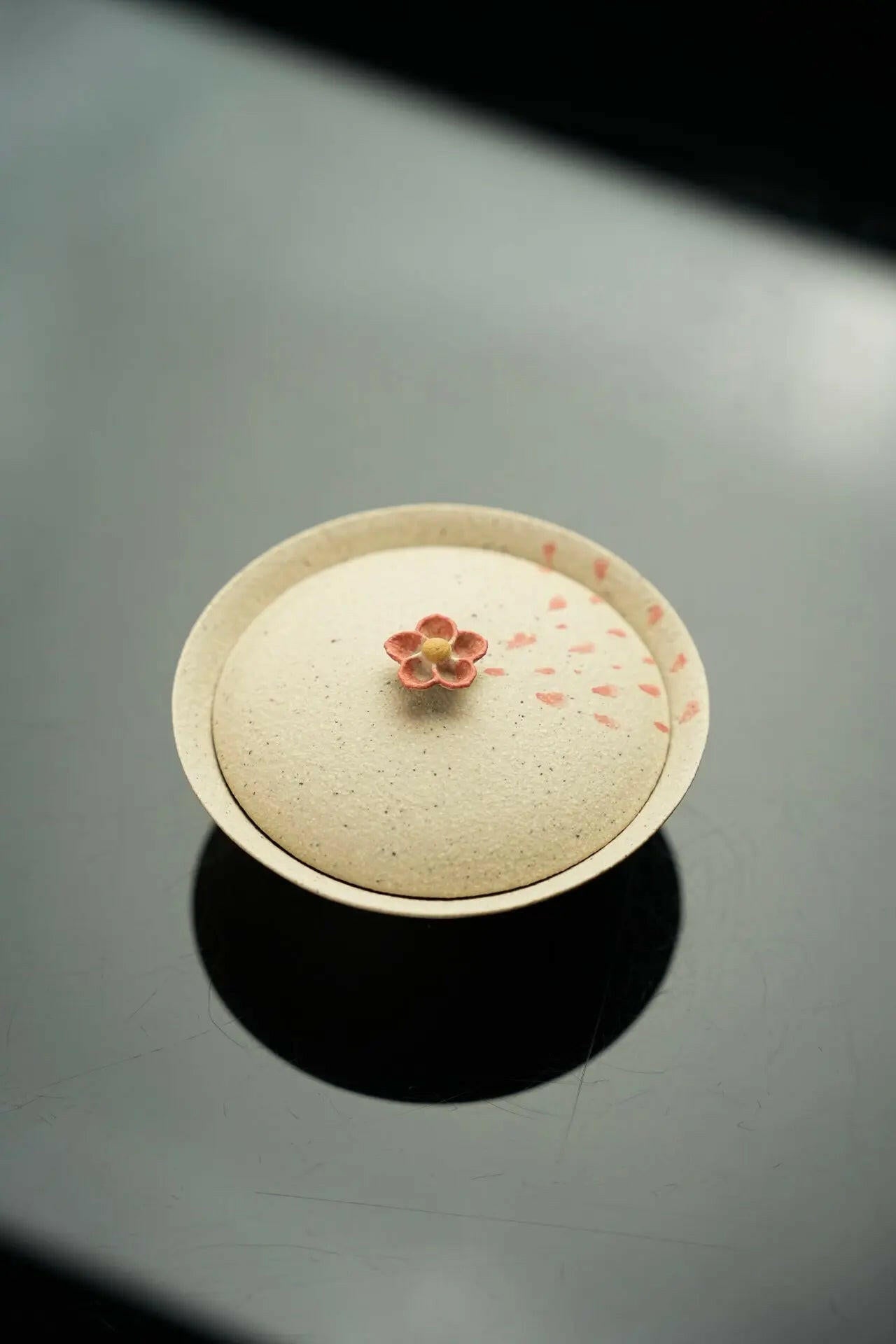Tao Hua Nuo 100cc - Yixing Handmade Gaiwan 江苏宜兴