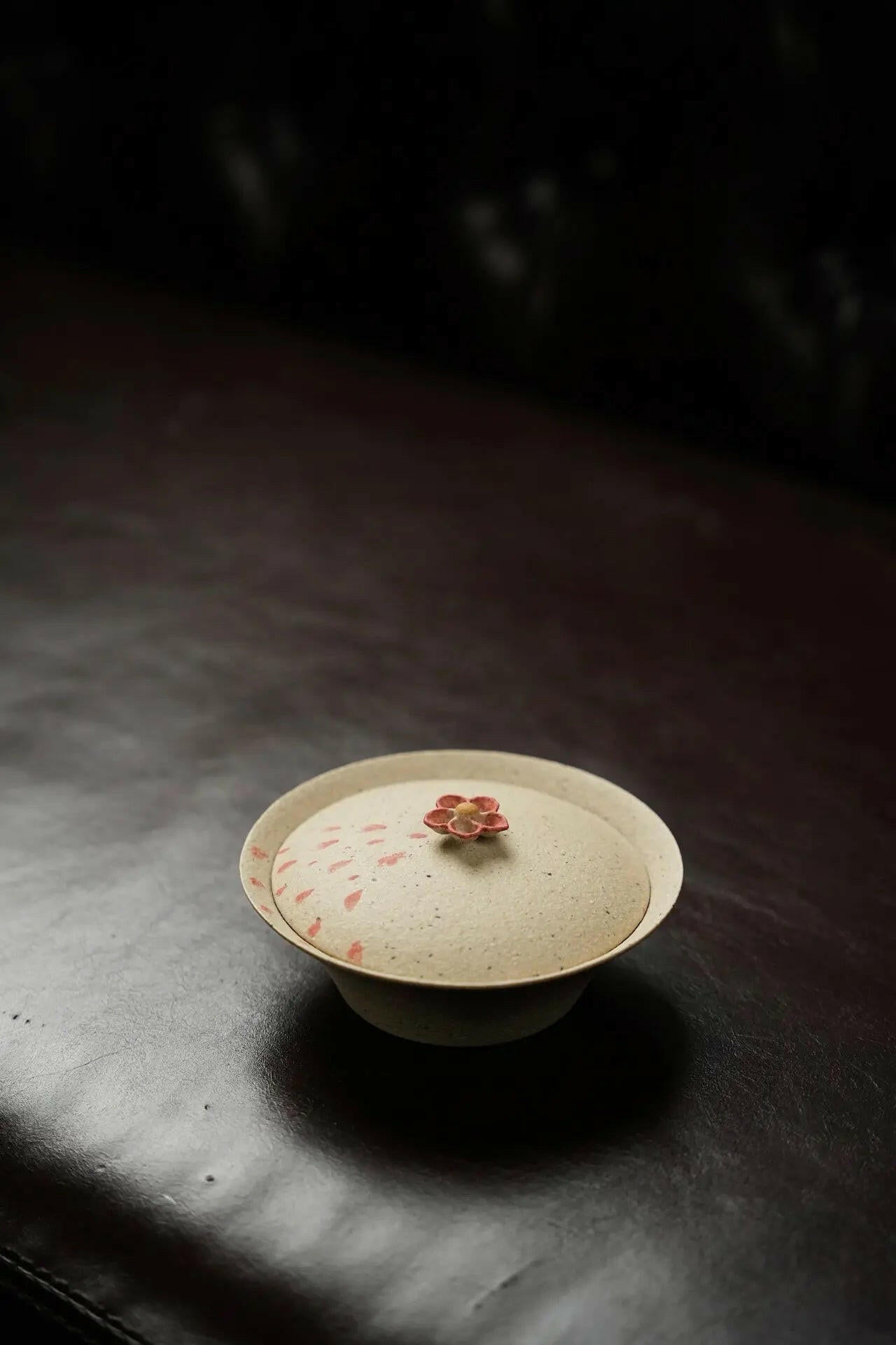 Tao Hua Nuo 100cc - Yixing Handmade Gaiwan 江苏宜兴