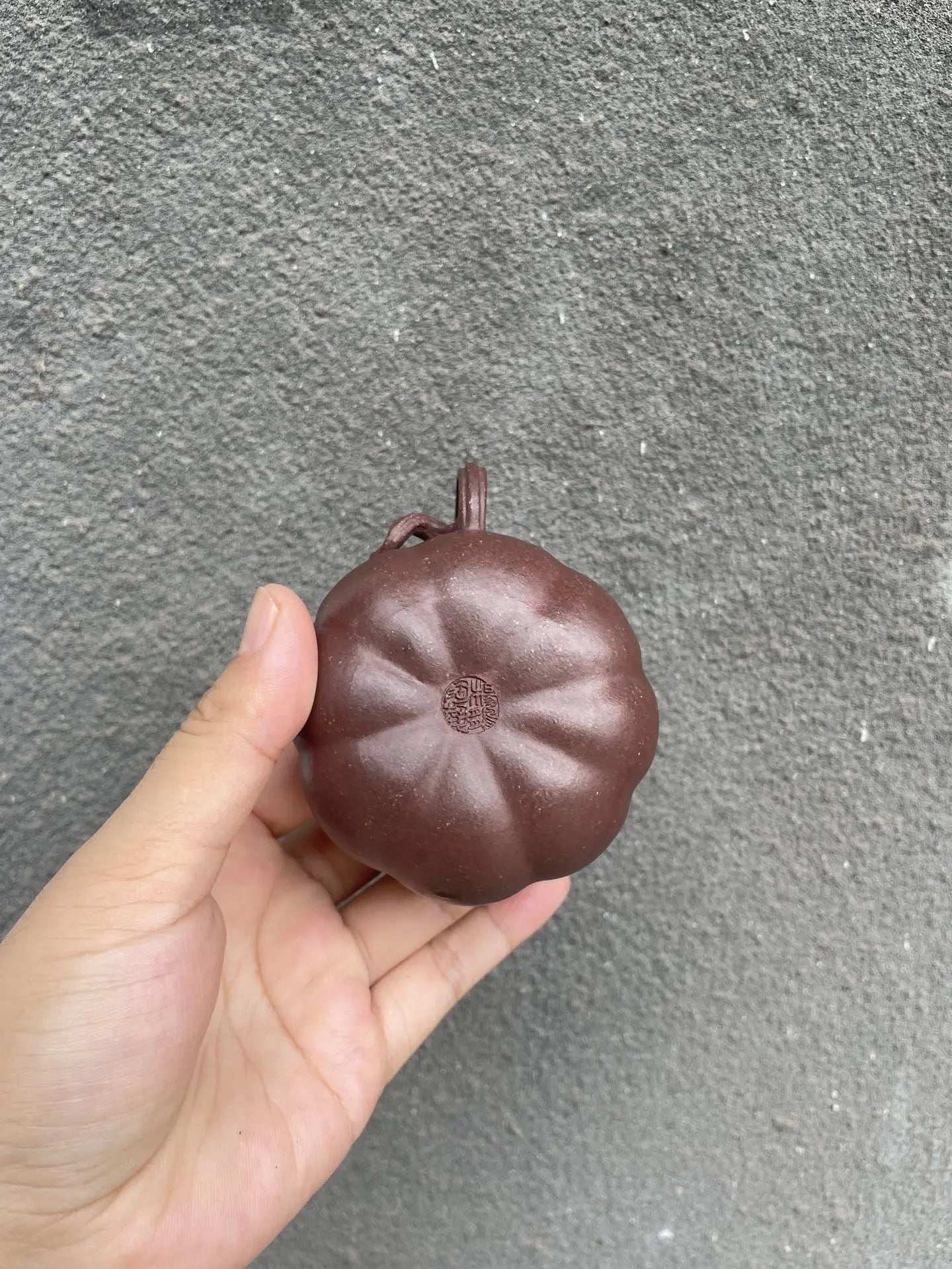 Nan Gua 90cc - Yixing Handmade Teapot 江苏宜兴
