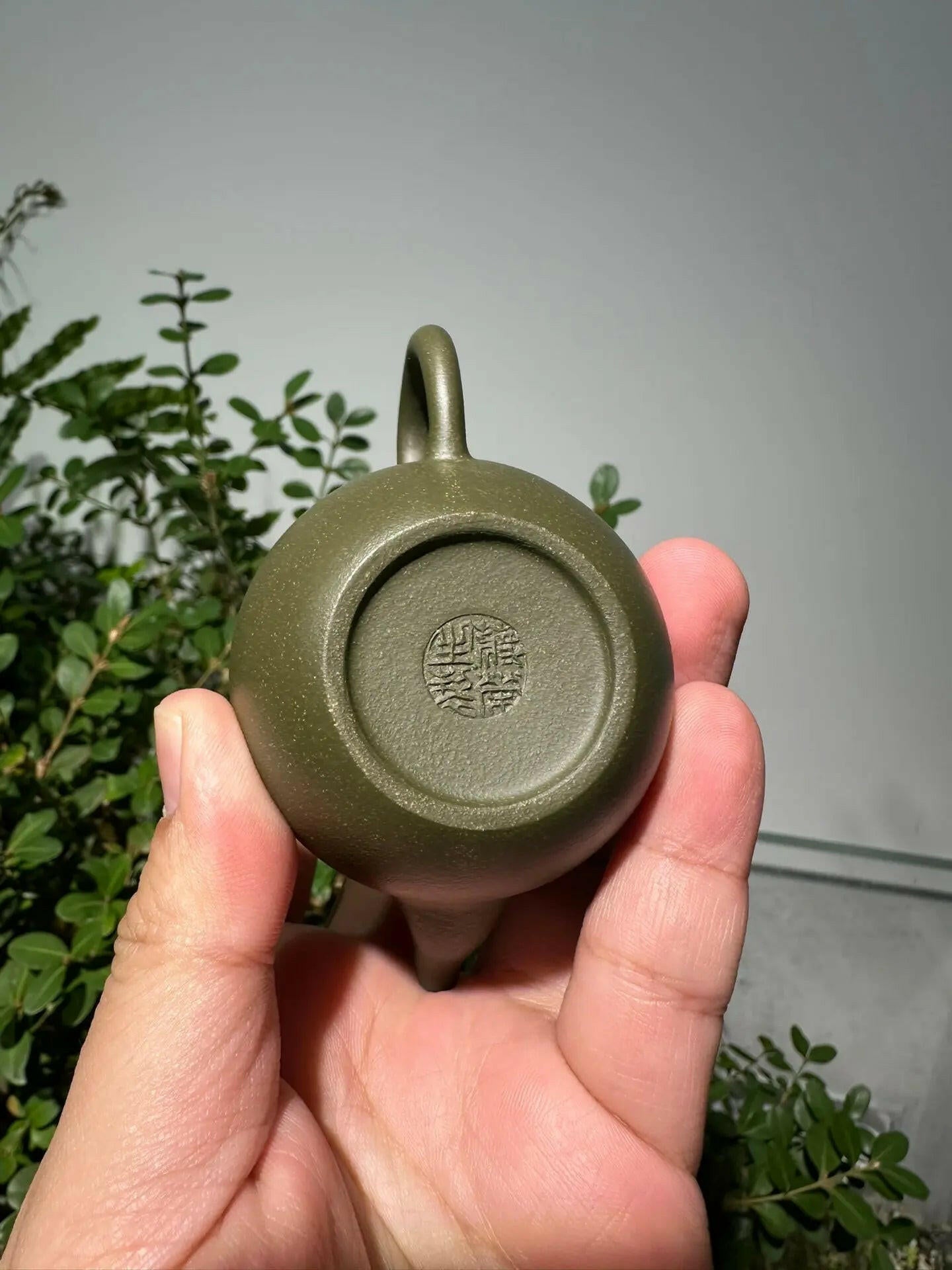 Long Dan 90cc - Yixing Handmade Teapot 江苏宜兴