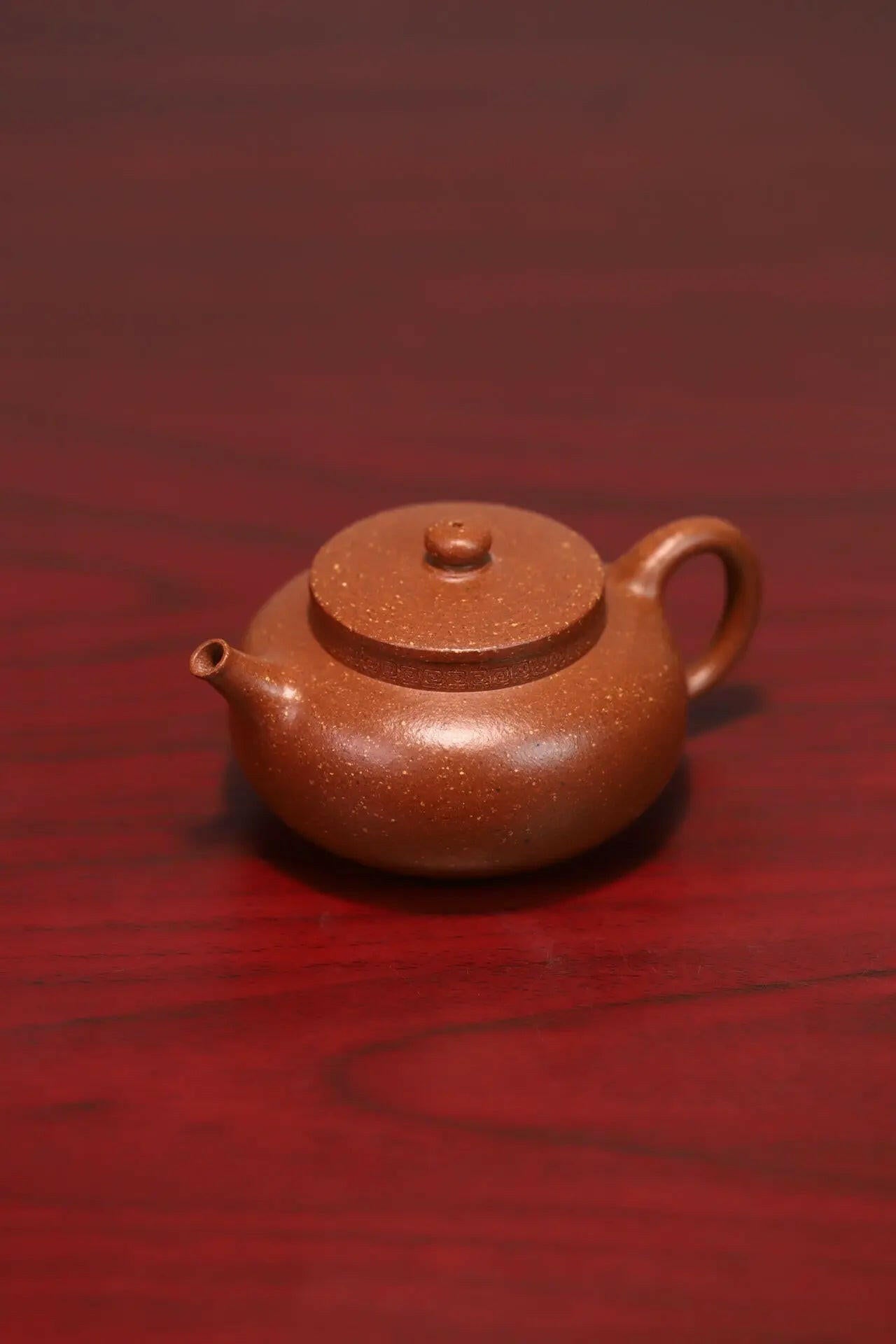 Ping An 150cc - Yixing Handmade Teapot 江苏宜兴
