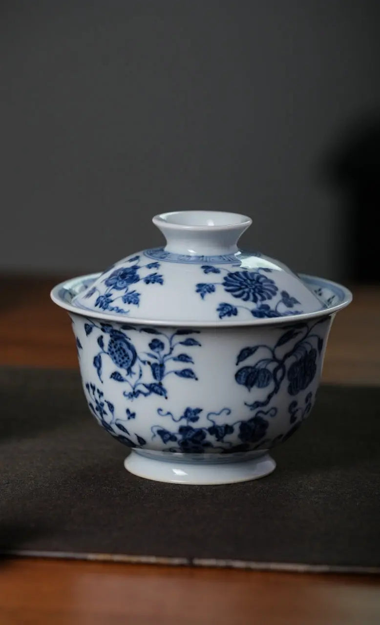 Shi Guo Tu - Jing De Zhen Porcelain Gaiwan zycschina