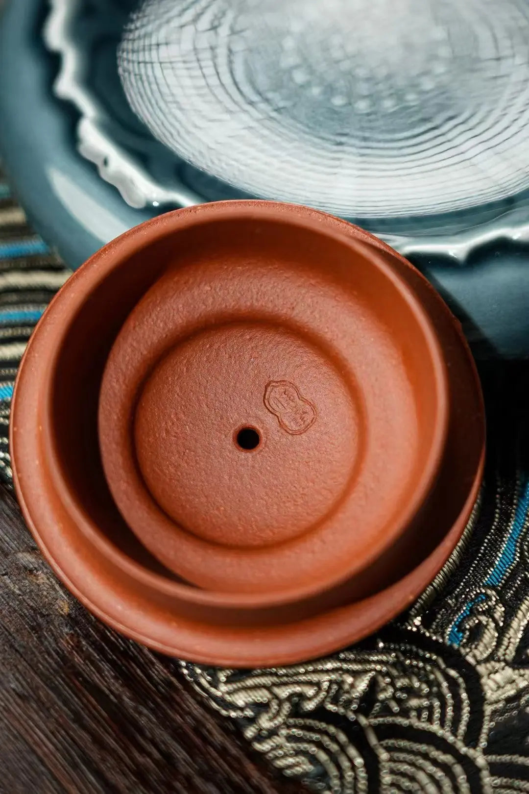 Dou Kou Nian Hua 180cc - Yixing Handmade Teapot 江苏宜兴